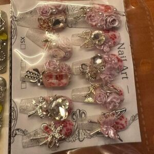 Celestial Charm Nail Set – Pink &‎ Silver Fantasy